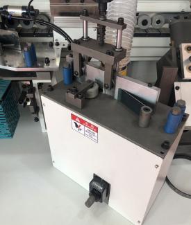 Slanted edge grooving unit